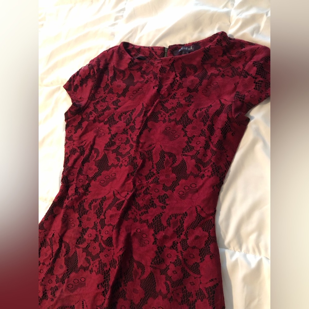 Long tall sally 6 red black lace  print fitted sheath dress